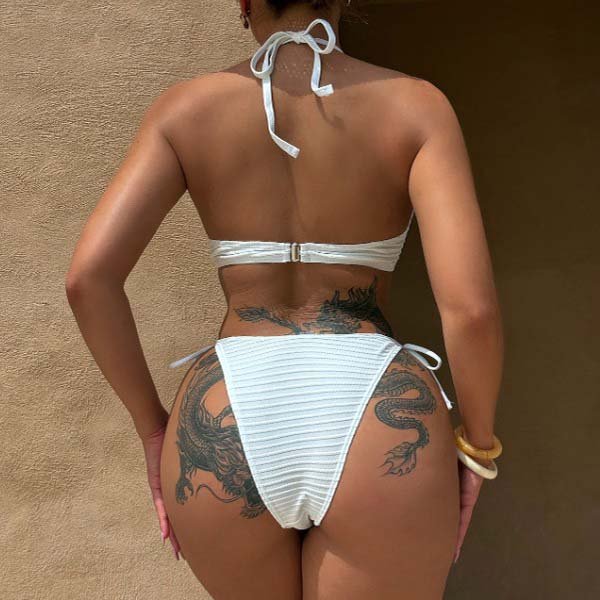 YY6126 BIKINI.jpgA designer string bikini